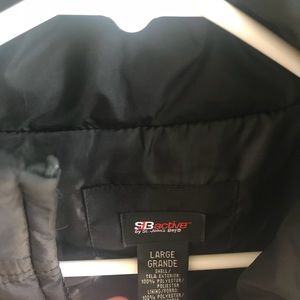 Black water resistant vest